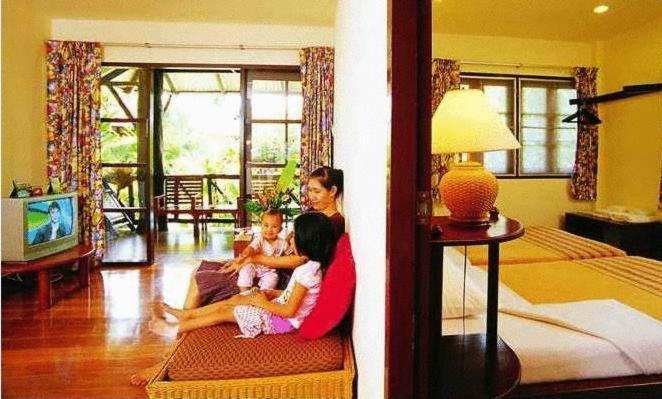 Baan Klang Aow Beach Resort بان كروت المظهر الخارجي الصورة
