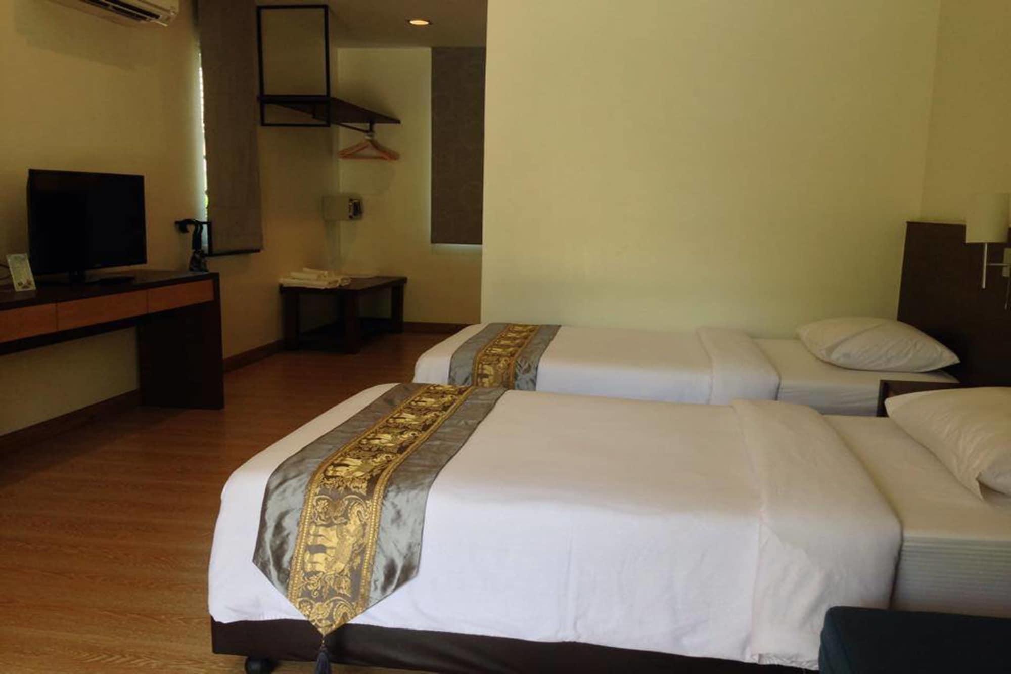 Baan Klang Aow Beach Resort بان كروت المظهر الخارجي الصورة