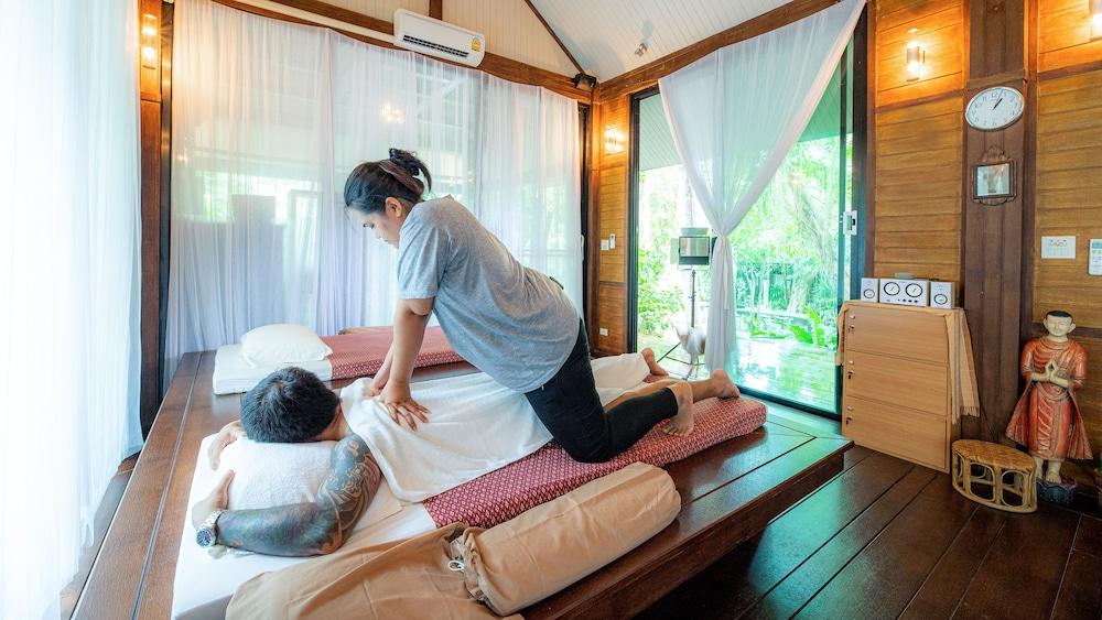 Baan Klang Aow Beach Resort بان كروت المظهر الخارجي الصورة