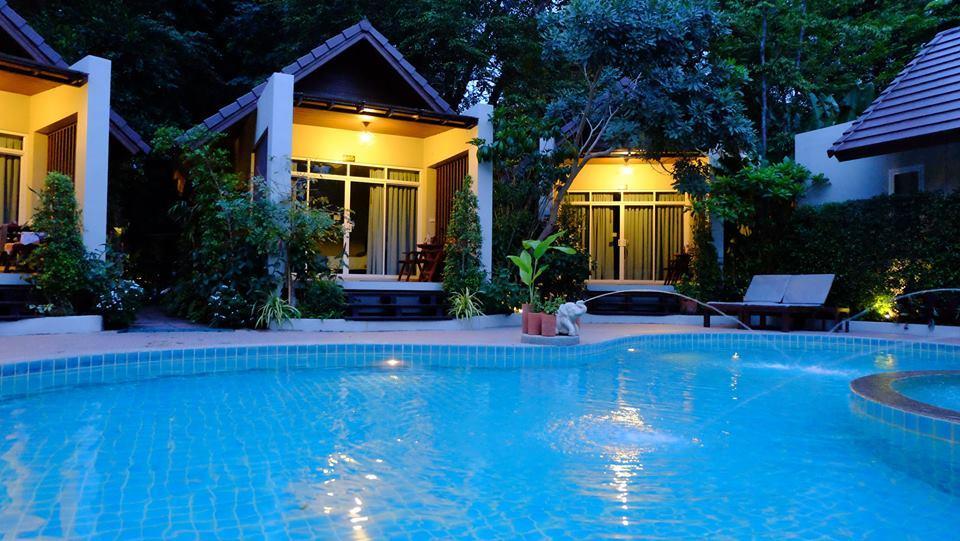 Baan Klang Aow Beach Resort بان كروت المظهر الخارجي الصورة