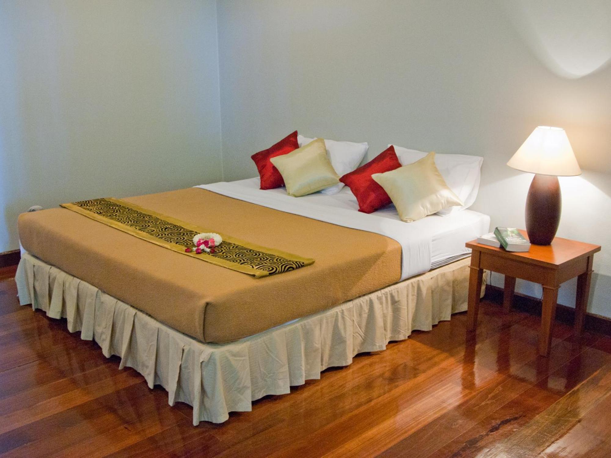 Baan Klang Aow Beach Resort بان كروت المظهر الخارجي الصورة